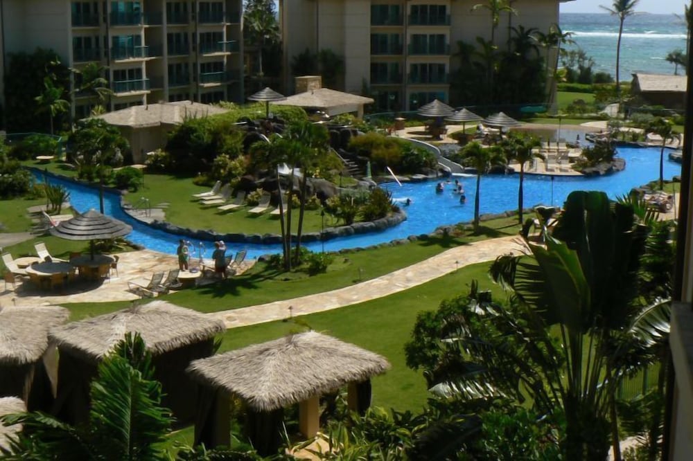 Luxurious Waipouli Beach Resort Getaway! (Unit E-205)