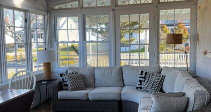 Beautiful Roomy Beach House...See and Hear the Ocean Waves