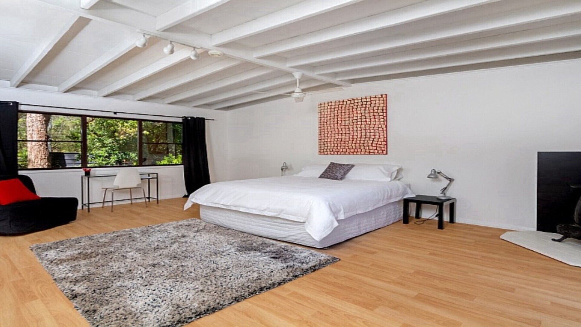 HIDDEN OASIS @ PEARL BEACH