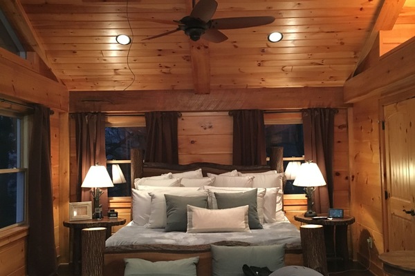 5 bedrooms, desk, iron/ironing board, free WiFi