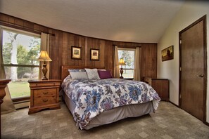 8 chambres, fer et planche à repasser, accès au Wi-Fi (inclus)