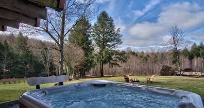 Beautiful & unique mountain lodge, up to 16 guests!