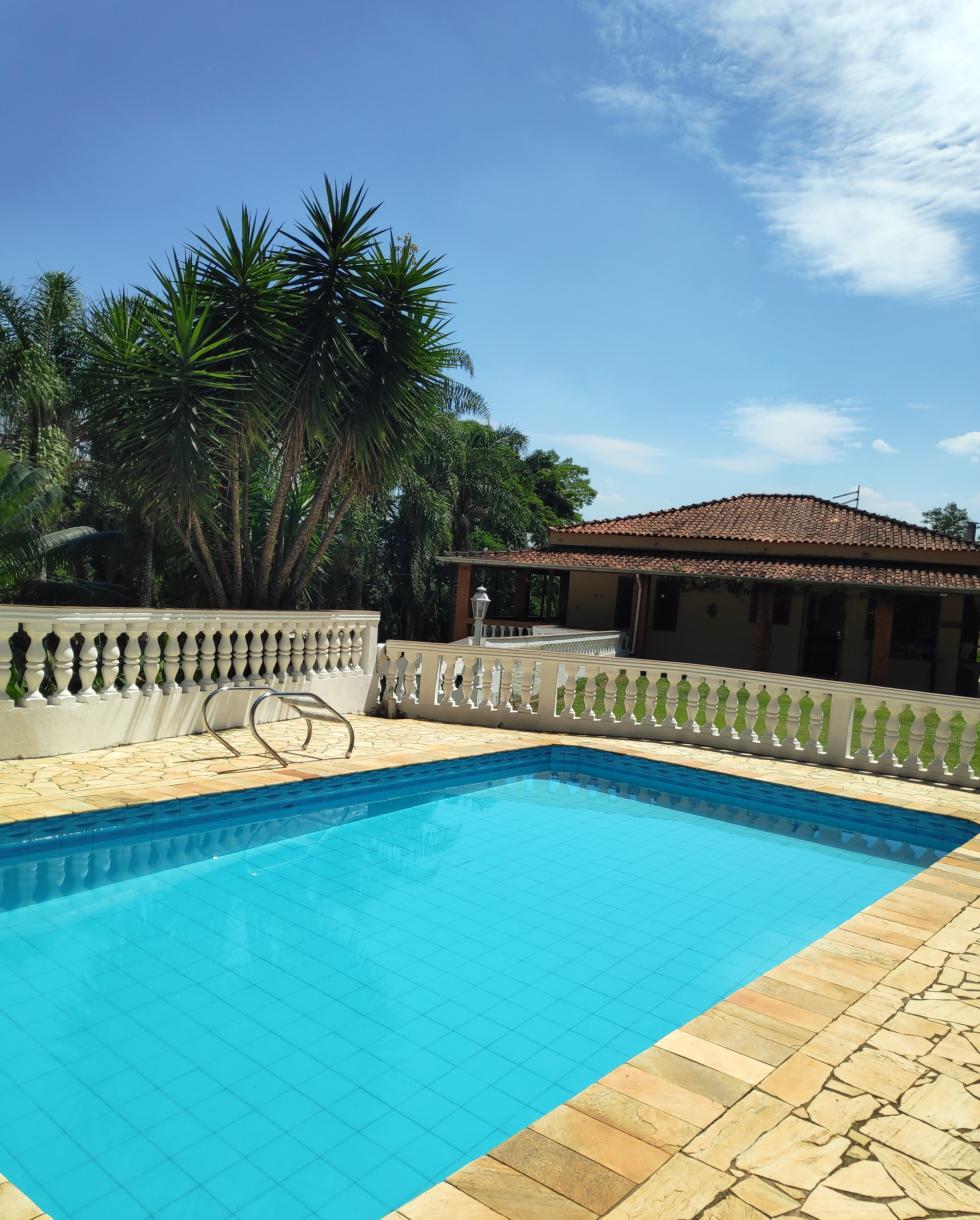 FARM / SEASON / FAMILY