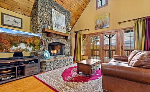 Thistle Ridge - Lake Adger Lakefront, Big Views!