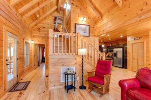 Interior - CREEKSIDE LOG HOME: NEXT TO CREEK / CLOSE TO TOWN / HOT TUB / TRAILS / PETS OK (Black Mountain)