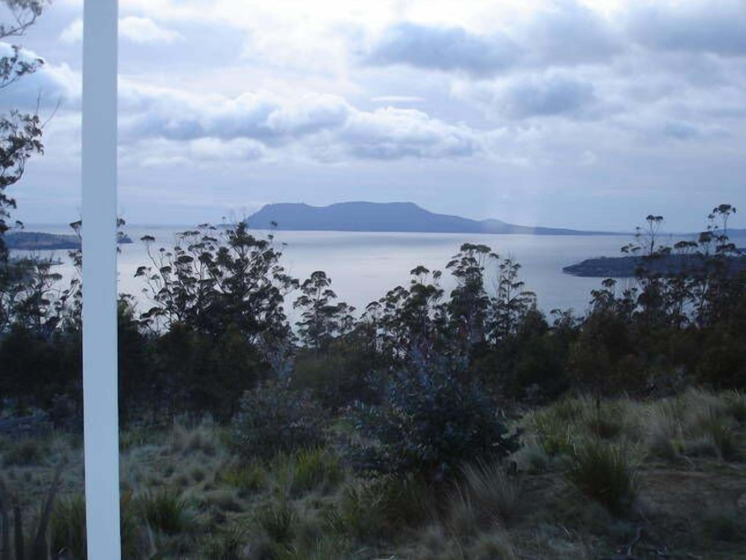 Annie's Cottage Orford — image 6