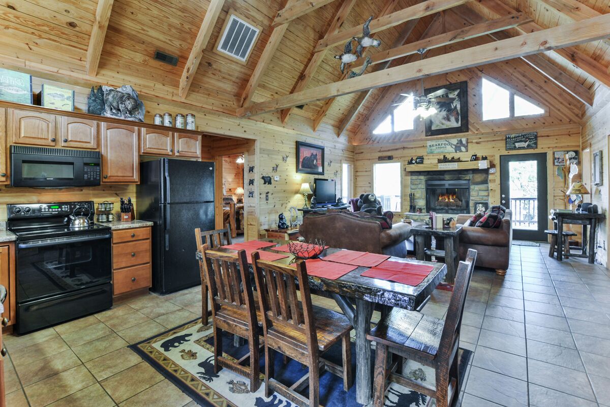 Stunning Lodge with a Wooded View