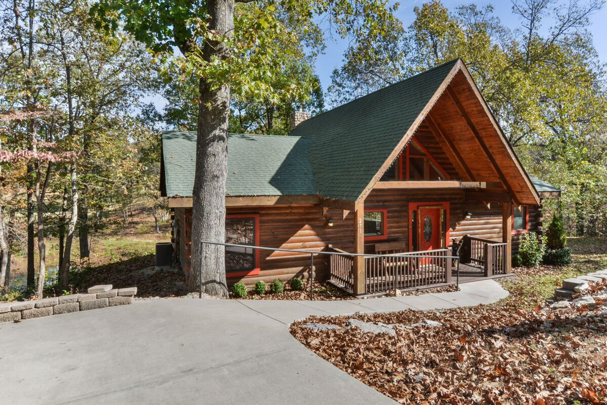 Stunning Lodge with a Wooded View