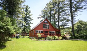 Exterior - Family Friendly Affordable Vacation Home - Fully Equipped, with Kayaks and Canoe (Wells)