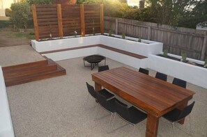Outdoor dining - Dare Ja Vue - Ocean Grove (Ocean Grove)