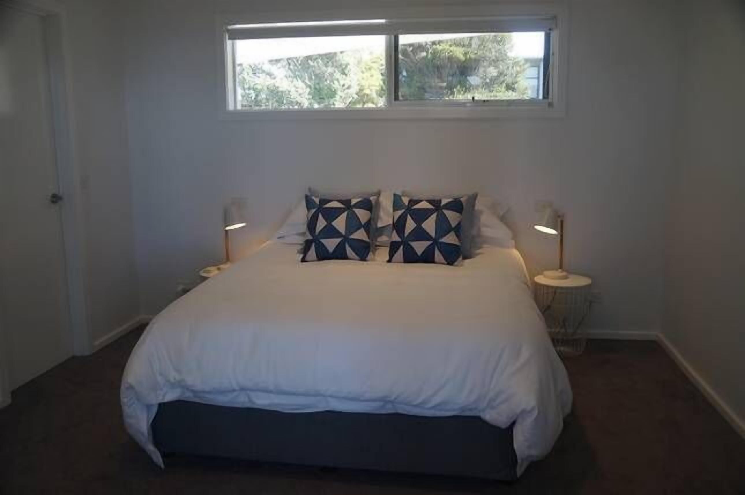 4 chambres, fer et planche à repasser, Wi-Fi gratuit, draps fournis