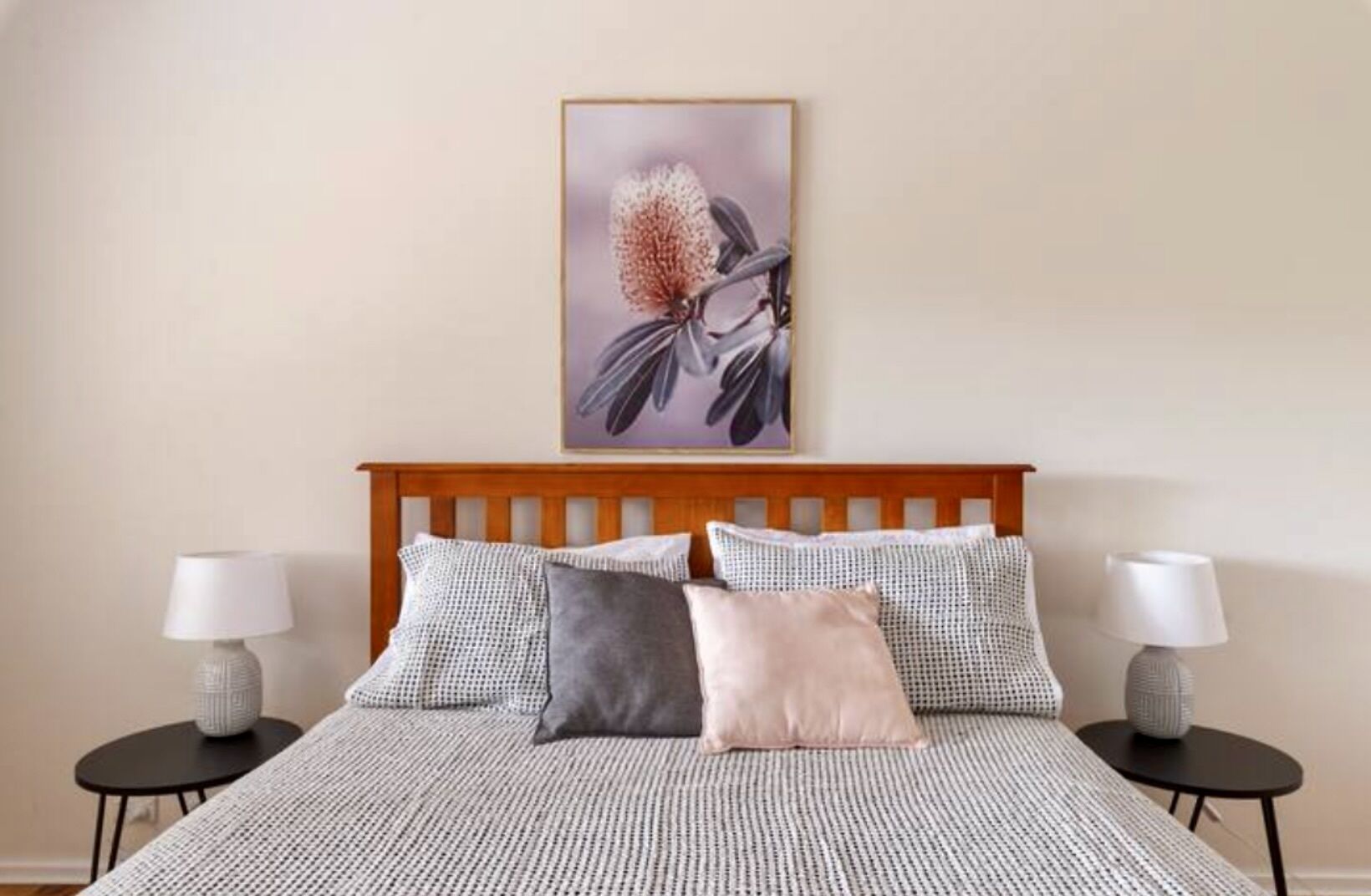 Flat Creek Retreat - McLaren Flat - 5 Bedrooms - NOTE; CHARGE IS PER BEDROOM