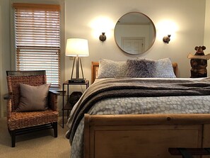 5 bedrooms, free WiFi, bed sheets