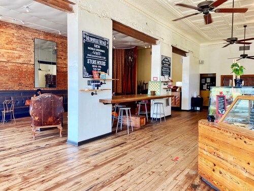 Cozy Downtown Crozet Mökki Kävele kaikkeen. | Lemmikkiystävällinen