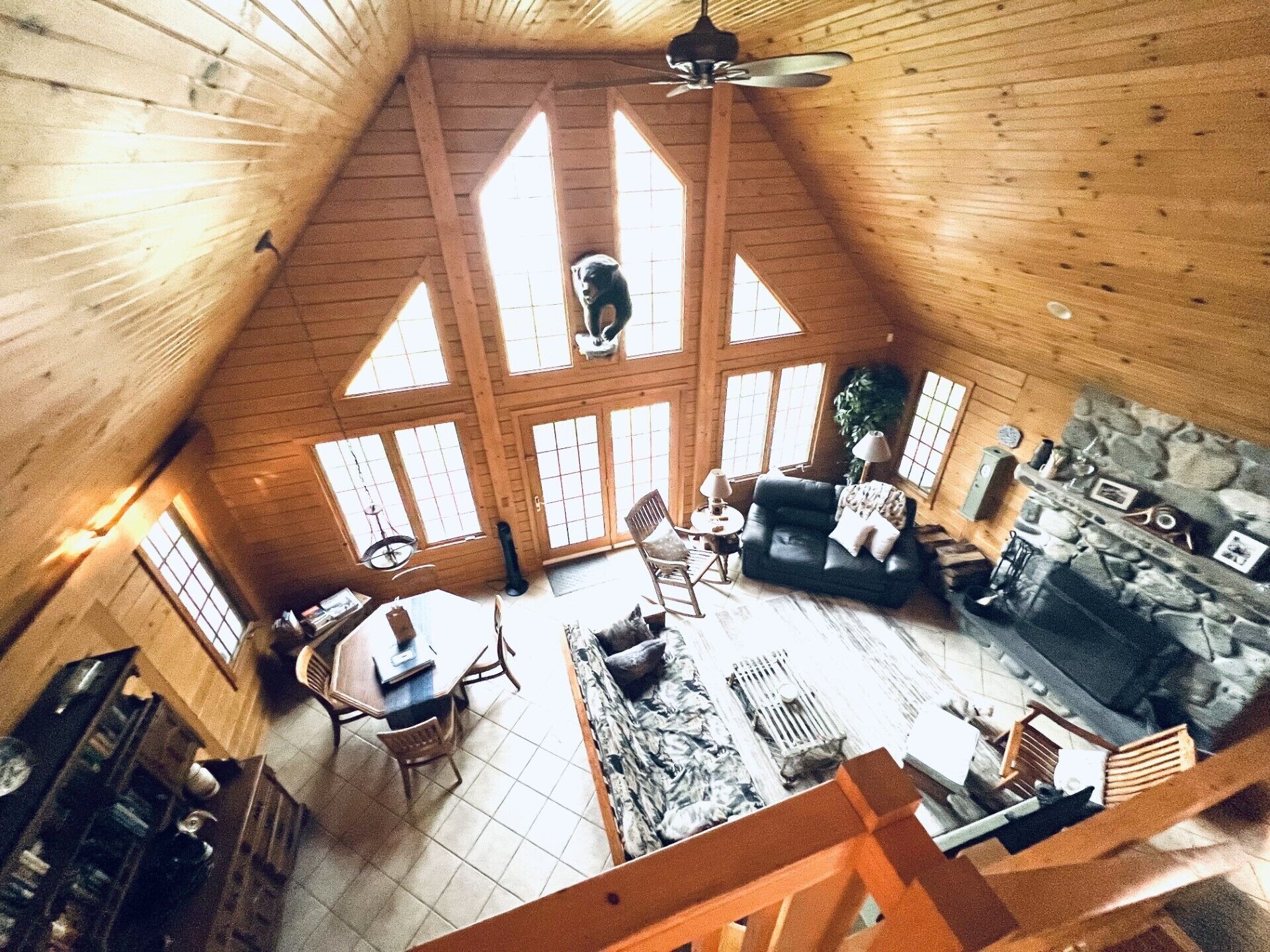 Bear Beach Maine! Oceanfront Log Cabin, Secluded Sandy Beach, Sunsets & Sauna