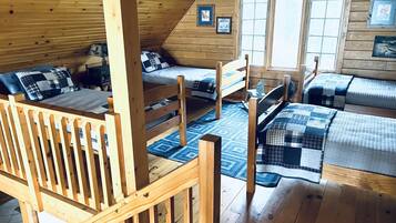 4 Schlafzimmer, BĂŒgeleisen/BĂŒgelbrett, Reisekinderbett, kostenloses WLAN