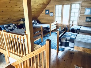 4 bedrooms, iron/ironing board, travel cot, free WiFi