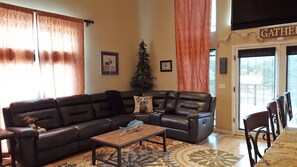 Smart TV, fireplace, DVD player, video library