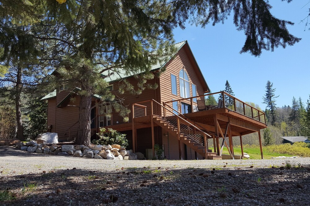 Waterfront Home with Large Deck, Movie Room, Firepit, Hot Tub & Private Dock!