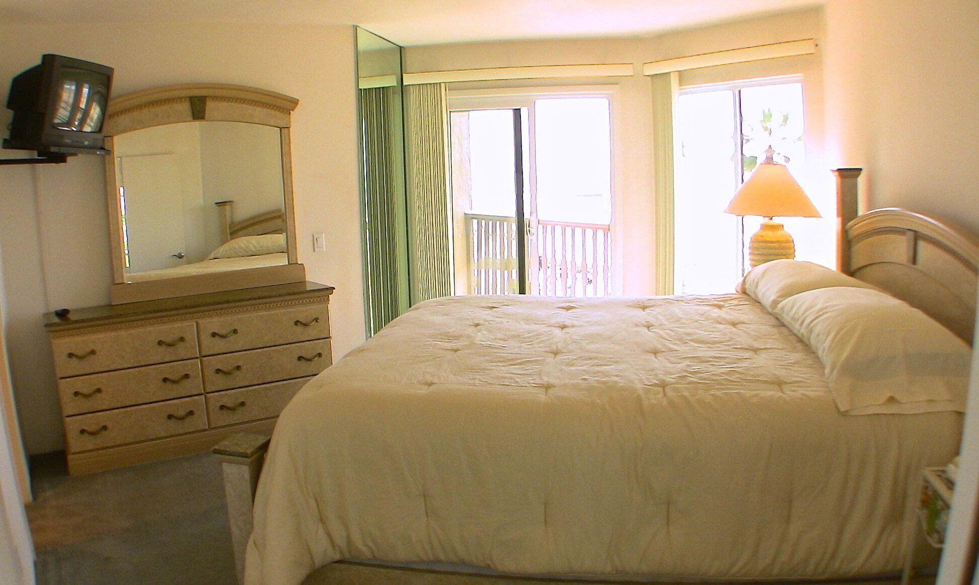 2 bedrooms, iron/ironing board, WiFi (free), bed sheets