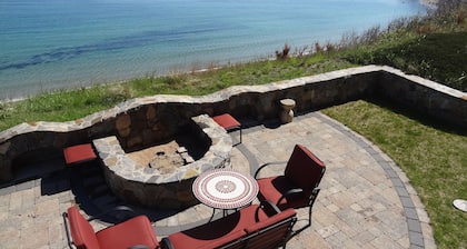 Oceanfront Villa, ilmastointi, kaapeli-TV, ilmainen WiFi 2 kannen, ulkogrilli, lemmikkieläinystävällinen