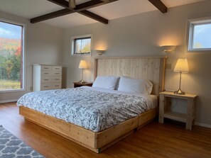 9 間睡房、書桌、熨斗/熨衫板、免費 Wi-Fi