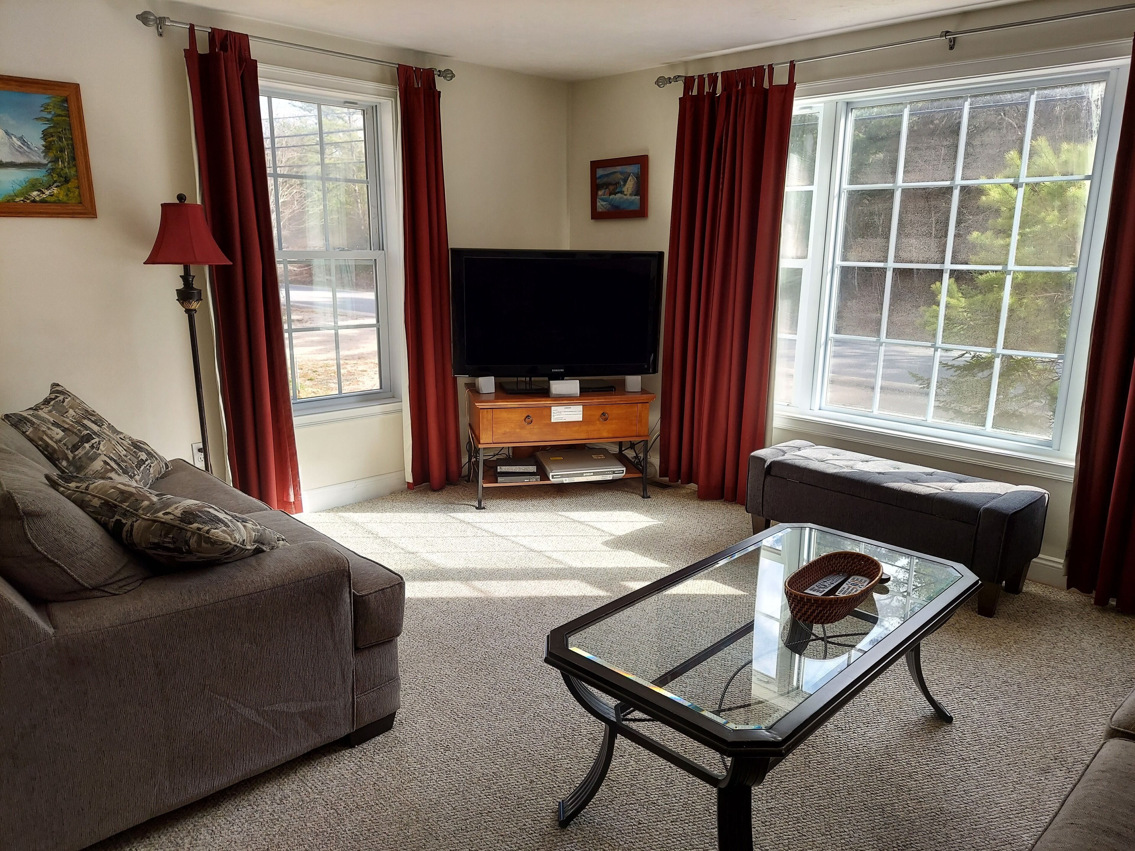 Spacious Vacation House With Game Room