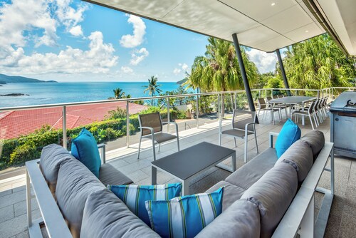 Paradise @ Peninsula Hamilton Island