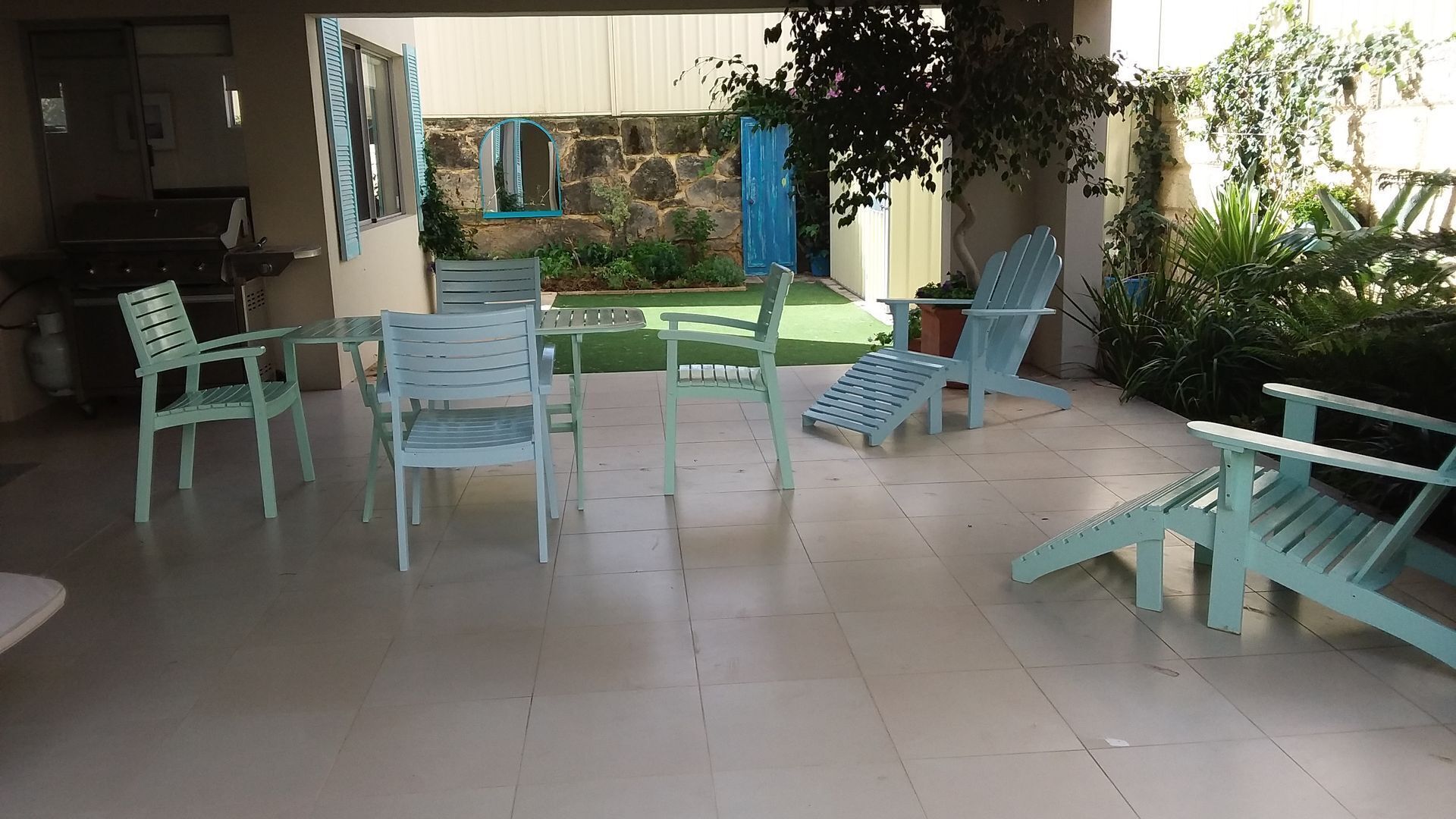 Sorrento Beach Retreat — image 19