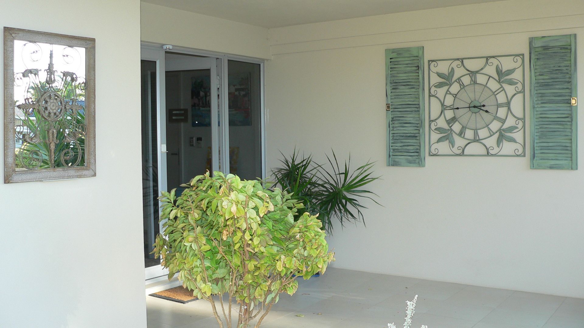 Sorrento Beach Retreat — image 2