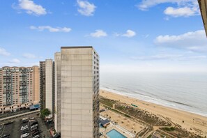 Unclassified image, 3 of 54, button - XPLORIE ACTIVITIES & LINENS INCLUDED*! ! QUAY 2BR/2BA Condo with Ocean & Bay Views! (Ocean City)