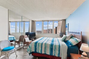 Unclassified image, 4 of 54, button - XPLORIE ACTIVITIES & LINENS INCLUDED*! ! QUAY 2BR/2BA Condo with Ocean & Bay Views! (Ocean City)