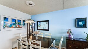 Unclassified image, 5 of 38, button - XPLORIE ACTIVITIES & LINENS INCLUDED*! ! QUAY 2BR/2BA Condo with Ocean & Bay Views! (Ocean City)