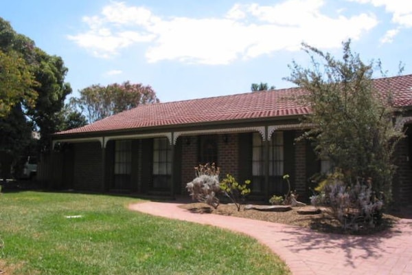 Jessica's Place B&B -
In the heart of McLaren Vale - House