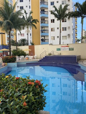 Alberca techada y alberca climatizada