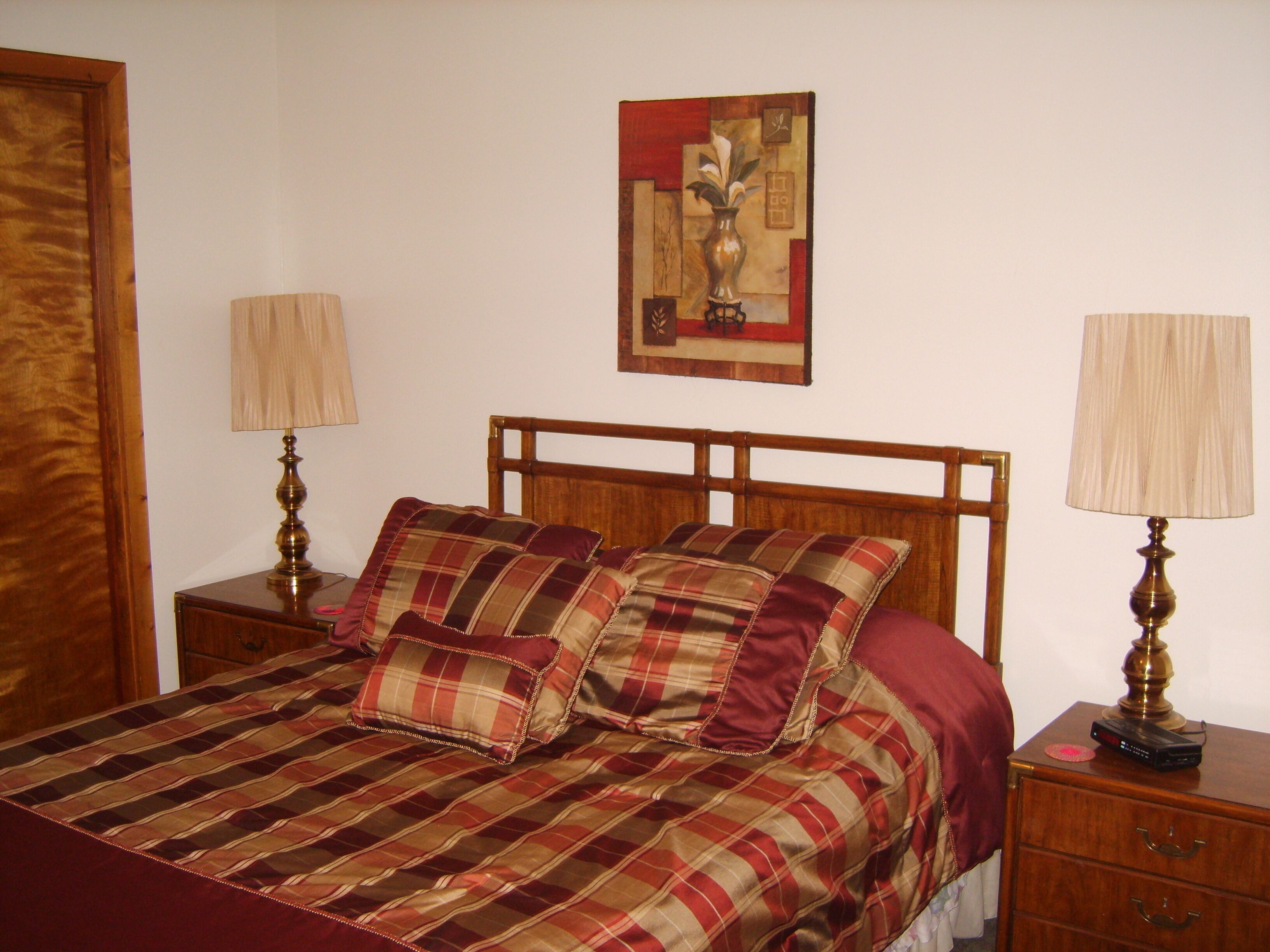 Fully Furnished Condo - Walking Distance to UNC Chapel Hill