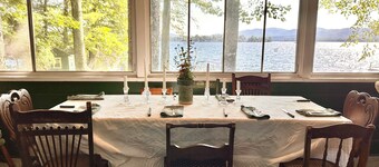 Lakefront House & Cottage ~ walk-in beach, hammock, canoe, kayaks and sunsets