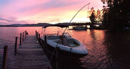 Lakefront House & Cottage ~ walk-in beach, hammock, canoe, kayaks and sunsets