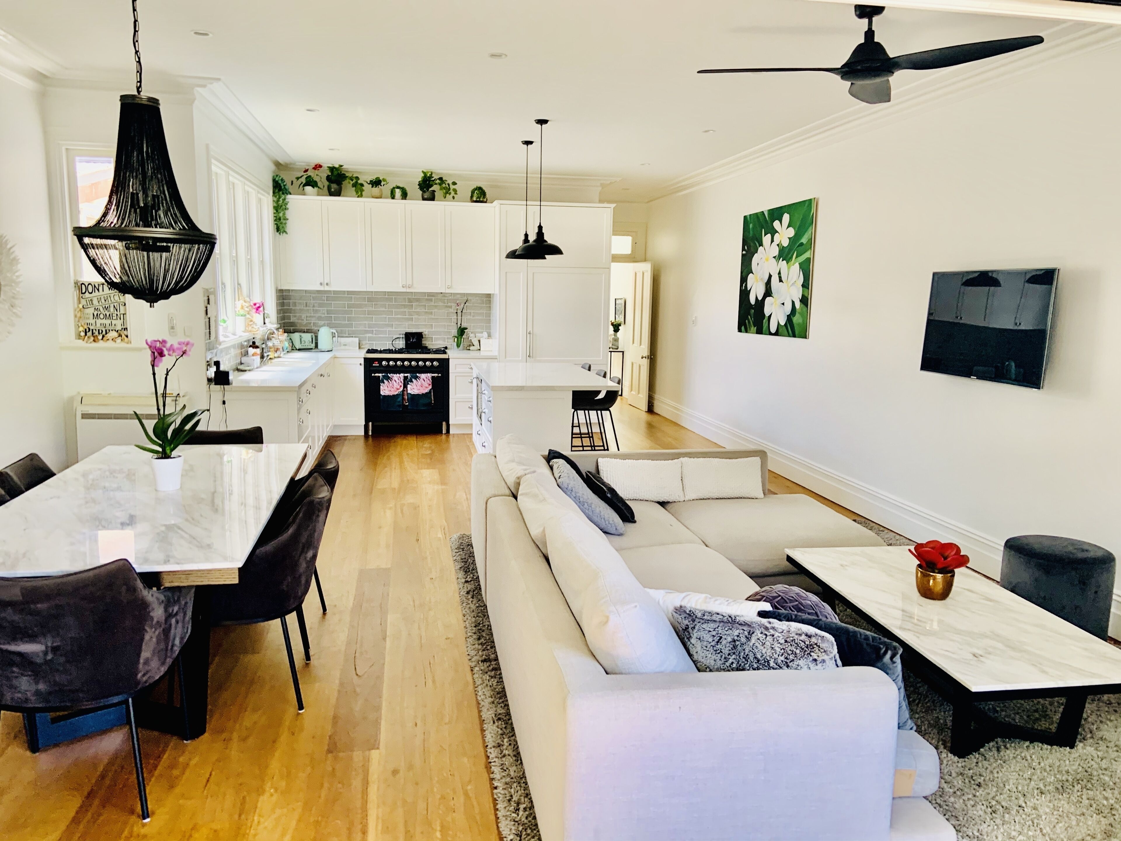 4 bedroom house 2 mins walk to manly beach — image 3