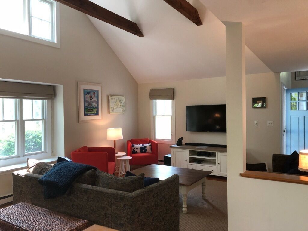 Peaceful Escape Beautiful Contemporary Perfect For Families Walk To Town