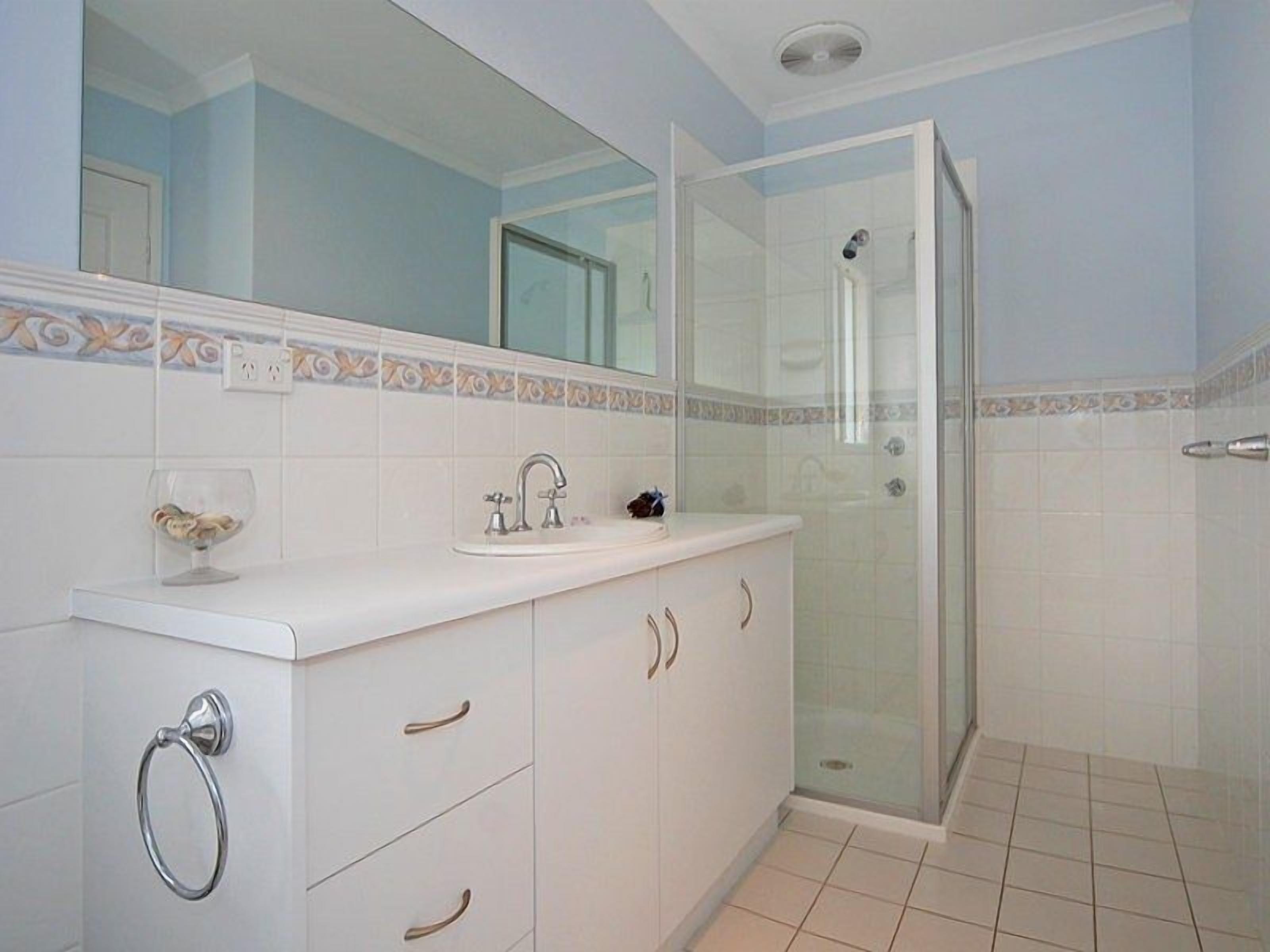 Sorrento Middleton - 190 Newell Ave - Pet Friendly — image 10