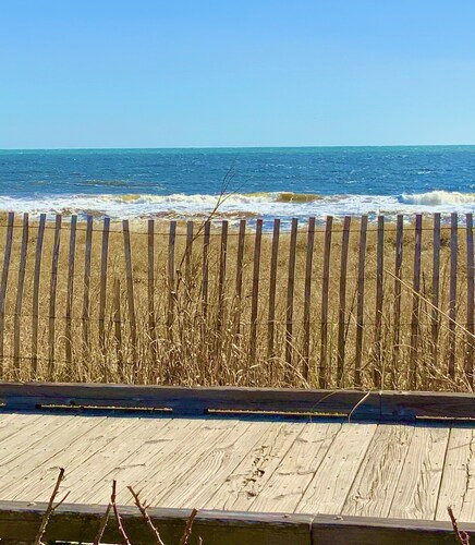 * Suuri Kure Beach Getaway *