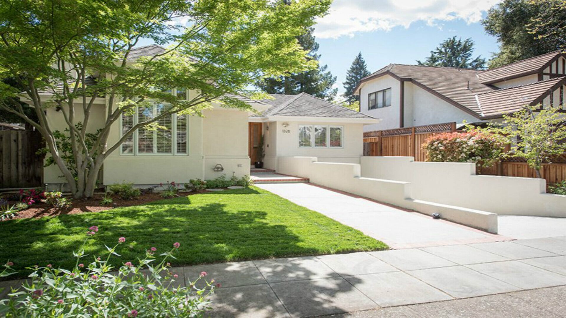 4 BDRM Contemporary house, prime location in palo alto