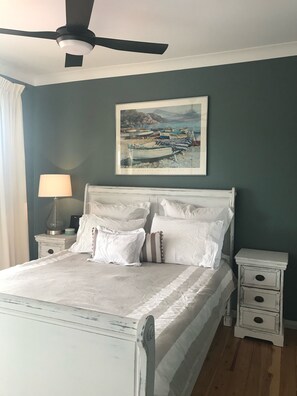 3 bedrooms, iron/ironing board, travel cot, free WiFi