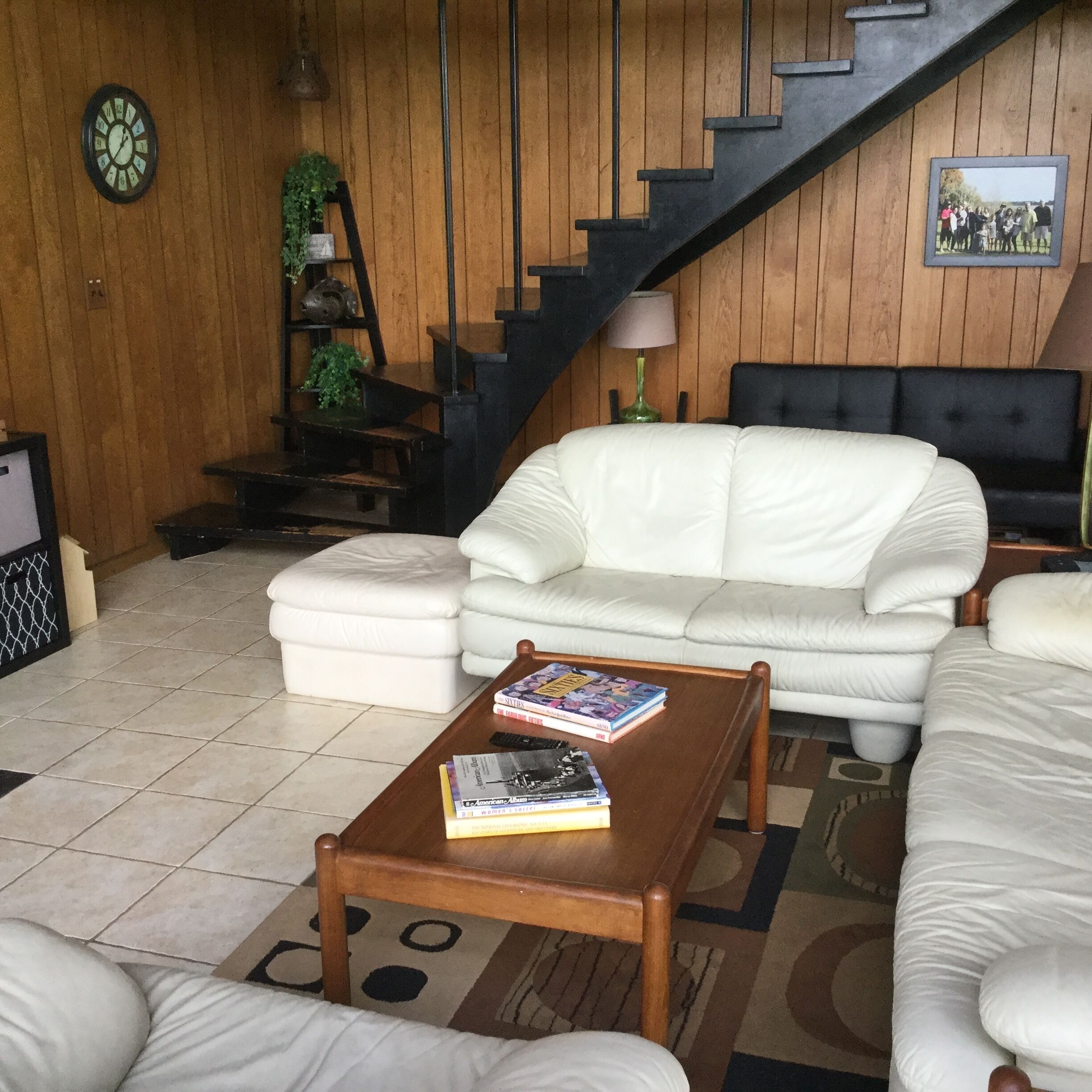McRobinstone Lakehouse - perfect mid century getaway on sleepy Lake Pierce