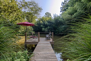 Property grounds - Beautiful Waterside Cabin (2), Great Location, View, 8 Min To Downtown, Biltmore (Asheville)