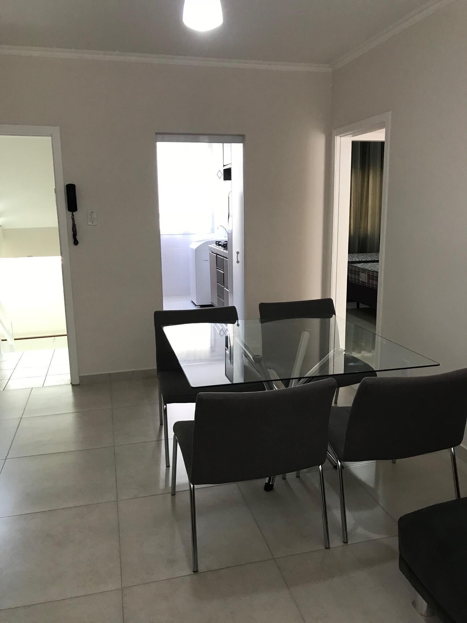 Apart. 2 rooms, 50 m to the beach, with Air, Garage, WiFi, Smart TV, Barbecue