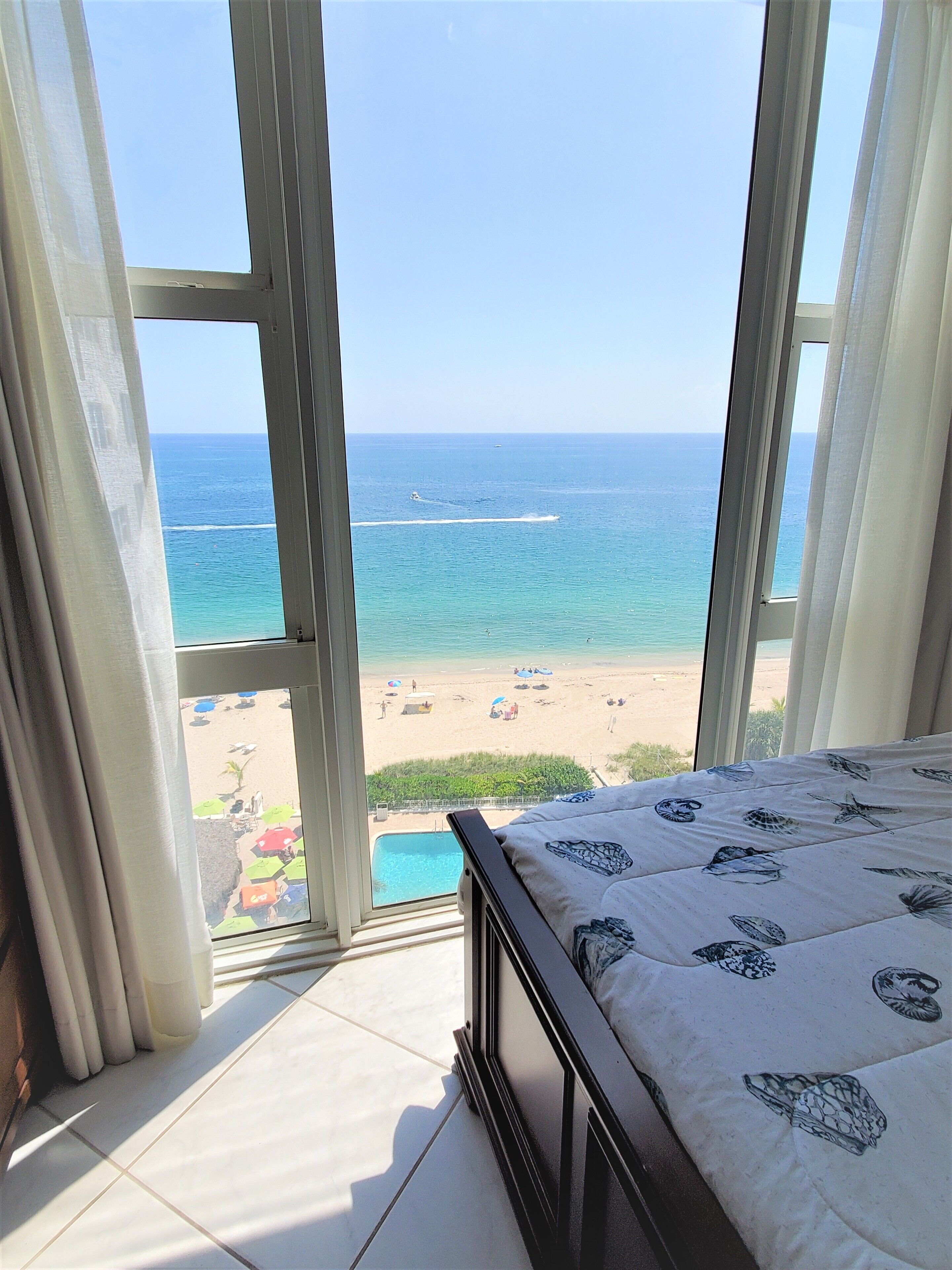 One Bedroom On The Beach At Ocean Manor In Fort Lauderdale