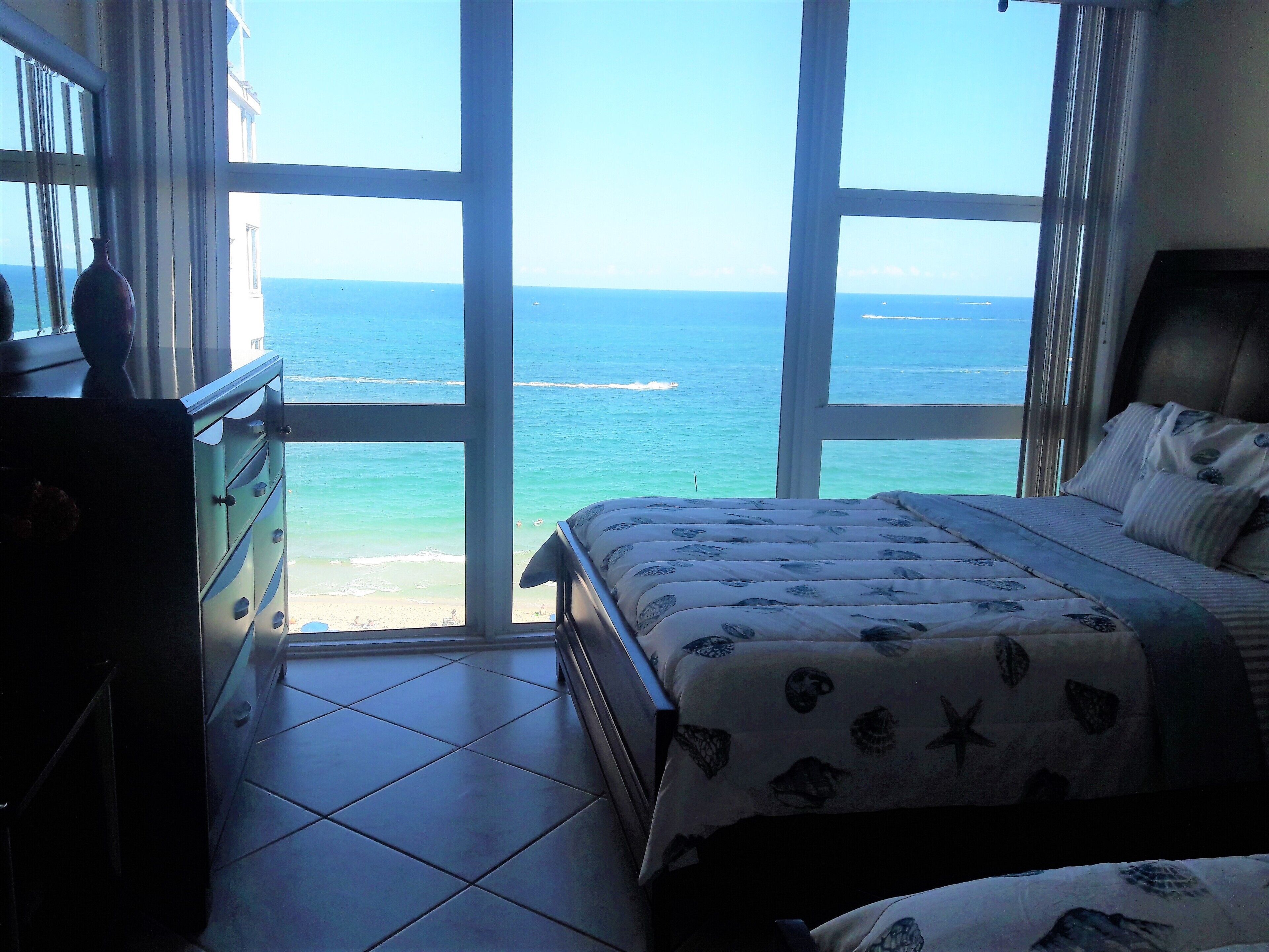 One Bedroom On The Beach At Ocean Manor In Fort Lauderdale