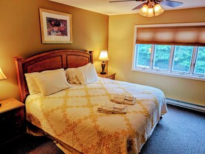 2 室のベッドルーム、アイロン / アイロン台、旅行用ベビーベッド、WiFi (無料)